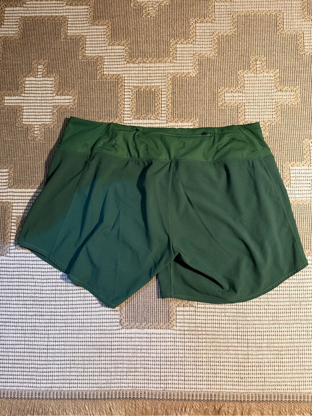 Oiselle Roga Long Shorts - Picture 2 of 2